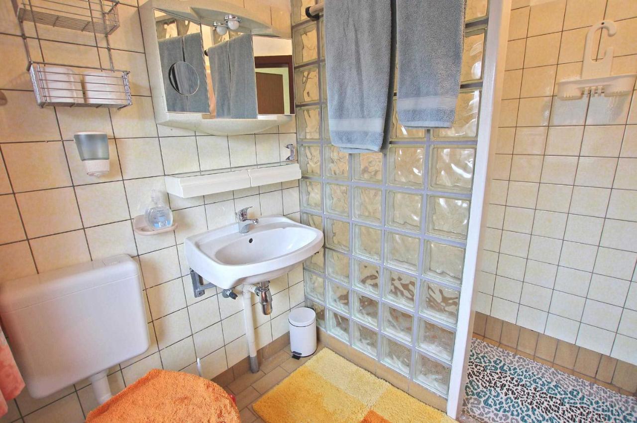 Ferienwohnung Klink See 10661 エクステリア 写真
